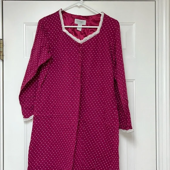 Villager a Liz Claiborne Company Nightgown - Picture 1 of 6